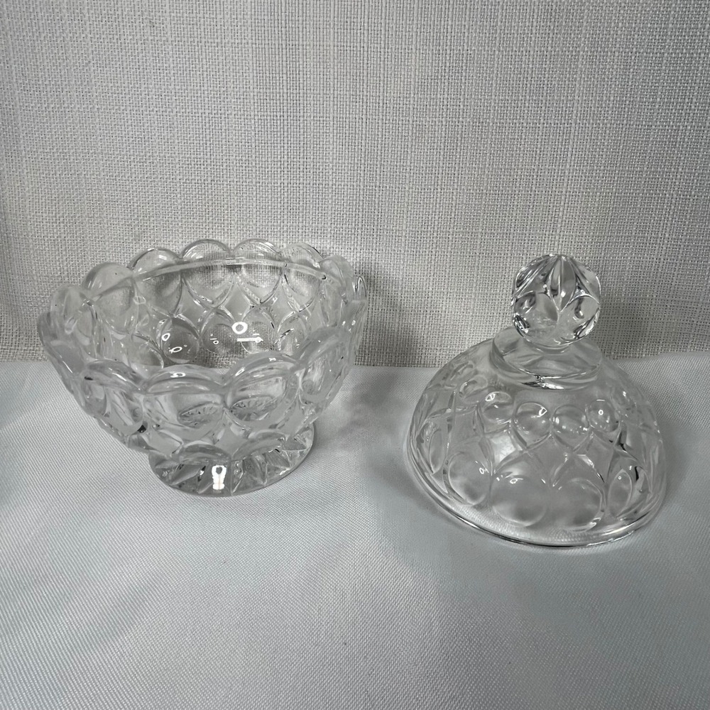 Vintage Crystal Candy Dish Sugar Bowl with Lid Thumbprint Pattern Pedestal Jar - Picture 2 of 7